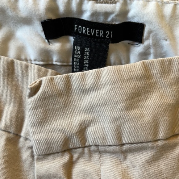 Forever 21 Capri - Picture 2 of 3